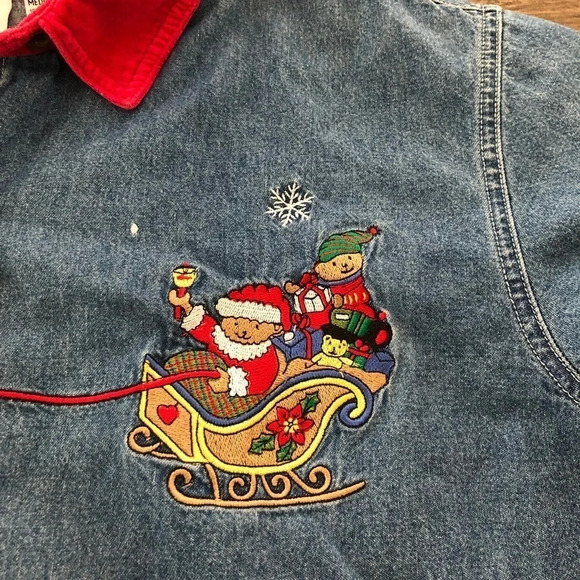 Vintage Nutcracker Denim Embroidered Christmas Santa Sleigh Bear Button Up Shirt - Picture 2 of 9